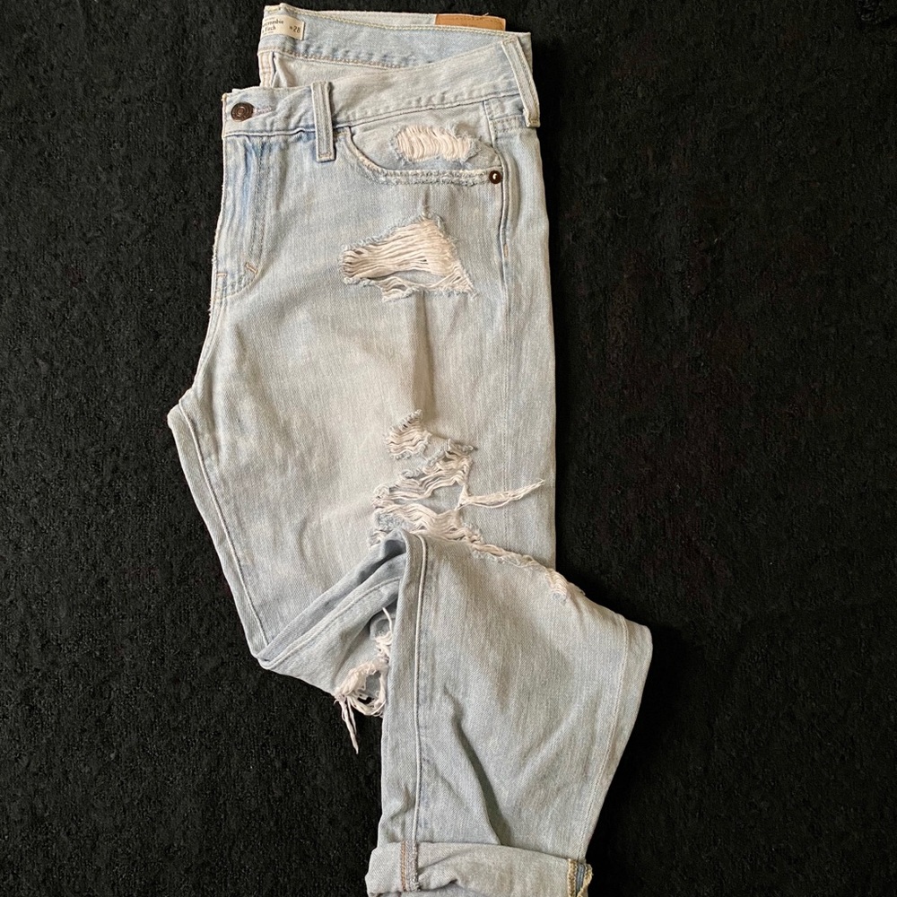 Abercrombie & Fitch | Low Rise Boyfriend Jeans